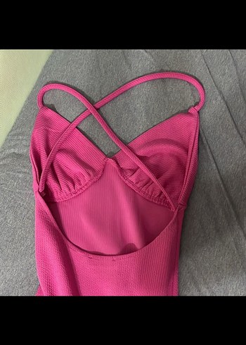 Pembe V Yakalı İnce Askılı Midi Elbise - Görsel 2