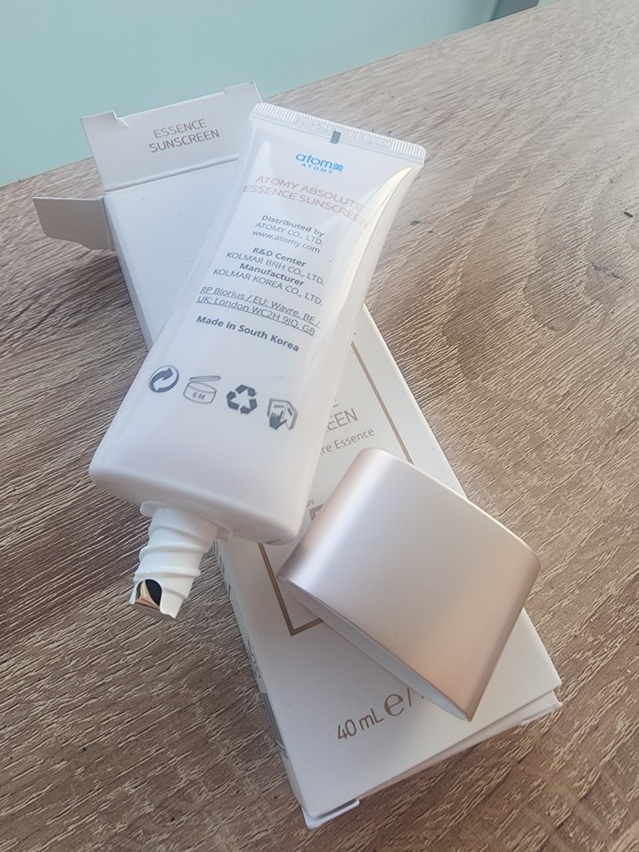 Atomy Absolute SPF 50 Güneş Koruyucu Essence 40 ml - Görsel 2