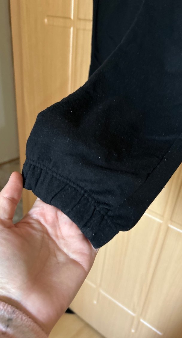 Siyah Baskılı Rahat Kesim Kadın Eşofman - Görsel 2