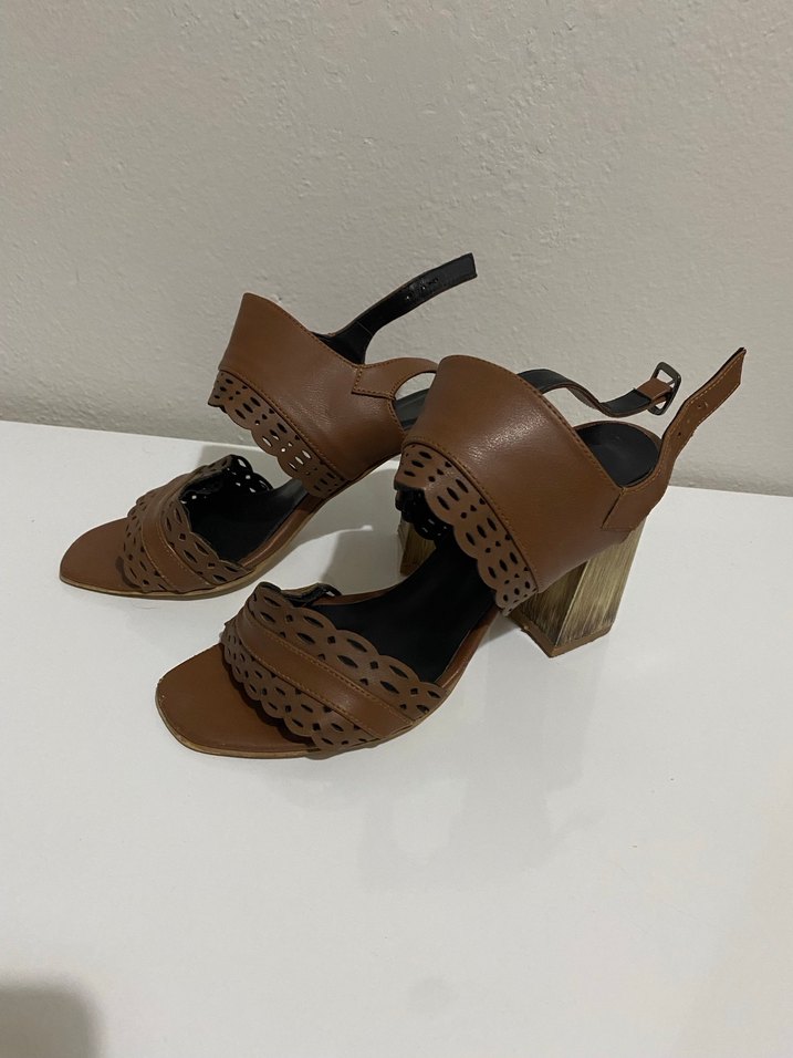 Kahverengi Deri Kadın Topuklu Sandalet - Görsel 2