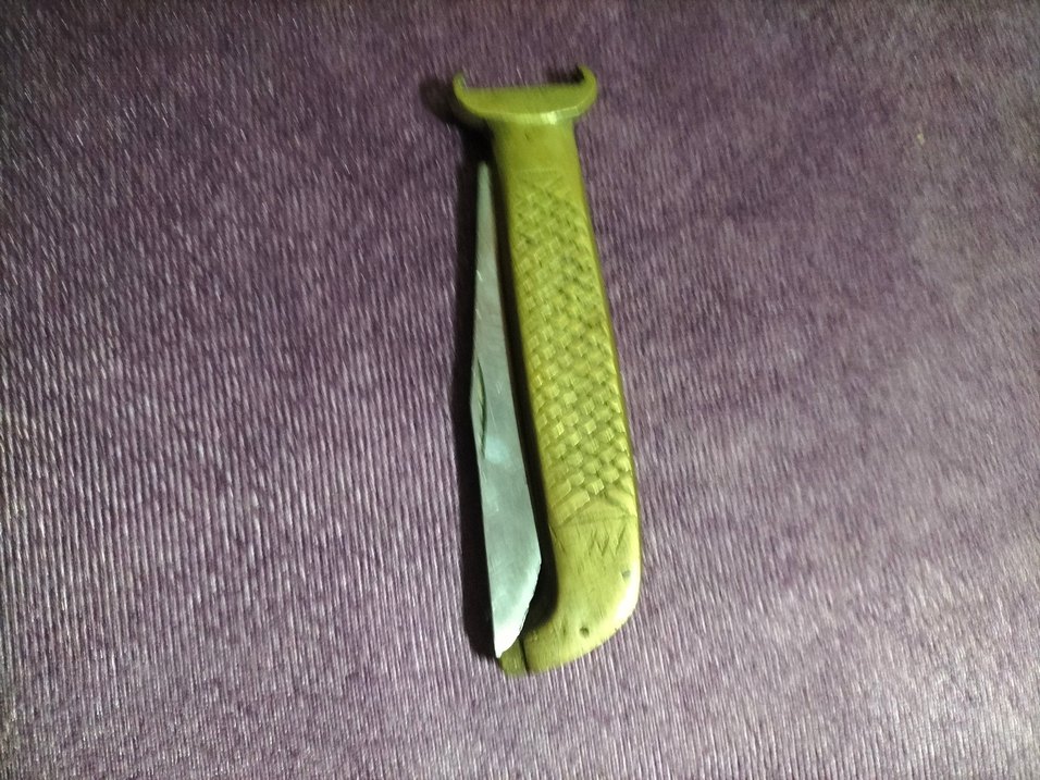 Parlak Haki Renkli Kesici antik - Görsel 4