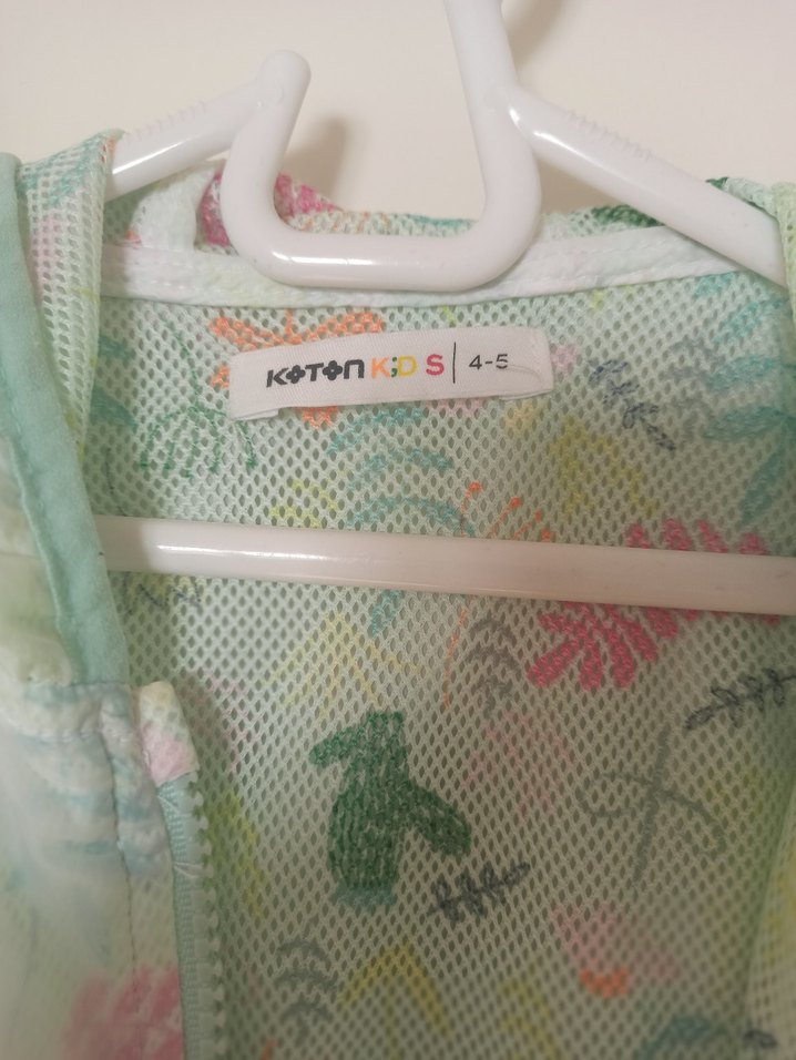 Kız Çocuk Kapüşonlu Şeffaf Tie-Dye Yağmurluk - Görsel 2