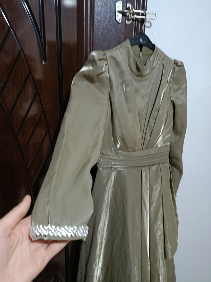 Haki Uzun Drapeli Kadın Abiye Elbise - Görsel 3