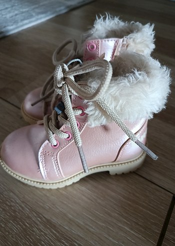 Kız Çocuk Pembe Kürklü Lastik Bot - Görsel 3