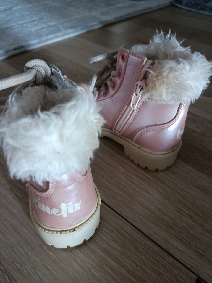 Kız Çocuk Pembe Kürklü Lastik Bot - Görsel 4