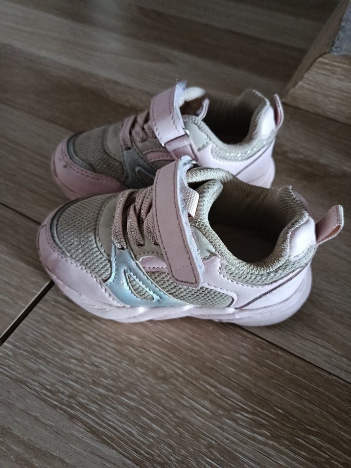 Kız Çocuk Pembe Cırt Cırtlı Spor Ayakkabı - Görsel 2