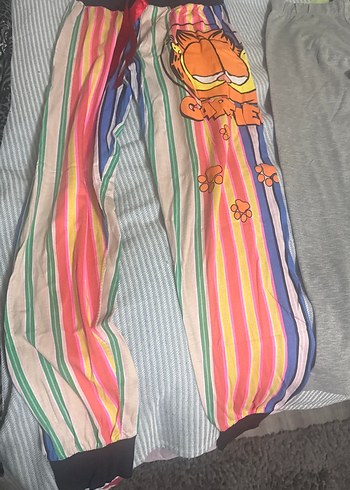 Çok Renkli Desenli Eşofman Altı - Görsel 3