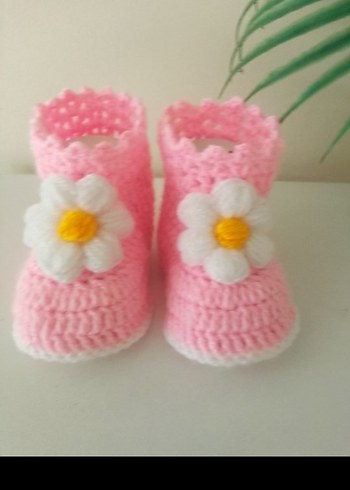 Pembe Nakışlı Kız Bebek Örgü Patik - Görsel 3