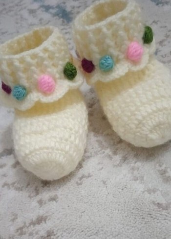 Pembe Nakışlı Kız Bebek Örgü Patik - Görsel 4
