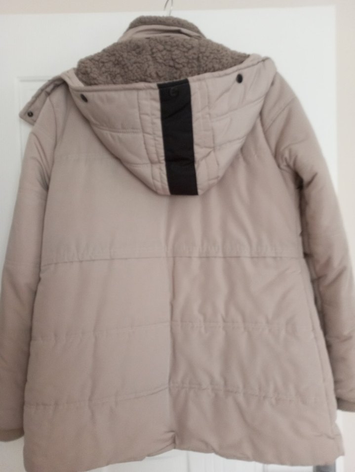 Bej Düğmeli Kadın Mont - Görsel 2