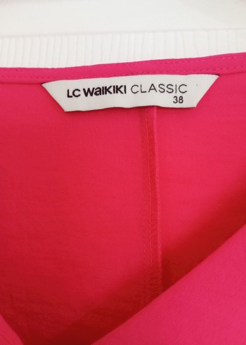 Pembe V Yaka Düğmeli Kadın Bluz - Görsel 3