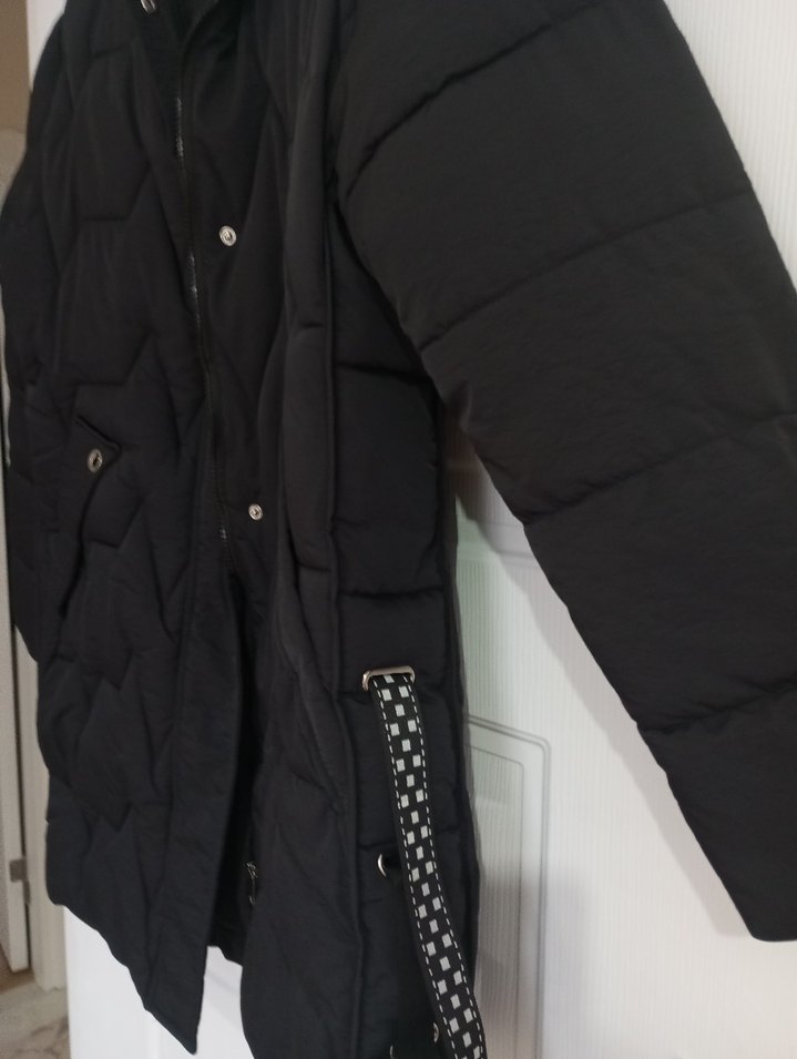 Siyah Düğmeli Midi Kadın Kışlık Mont - Görsel 2