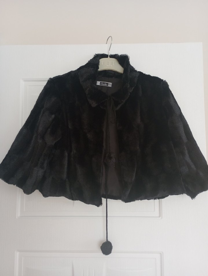 Siyah Peluş Detaylı Mini Ceket - Görsel 5