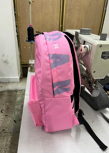 Renkli Baskılı Pembe Kadın Spor Sırt Çantas Nike Jordan ı - Görsel 3