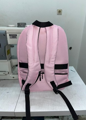 Pastel Pembe Minimalist Kadın Sırt Çantası - Görsel 3