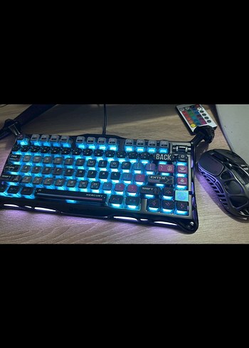 Çok Renkli Işıklı Mekanik Klavye - Görsel 4