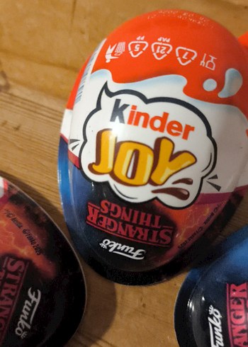 Stranger Things Kinder Joy - Görsel 3