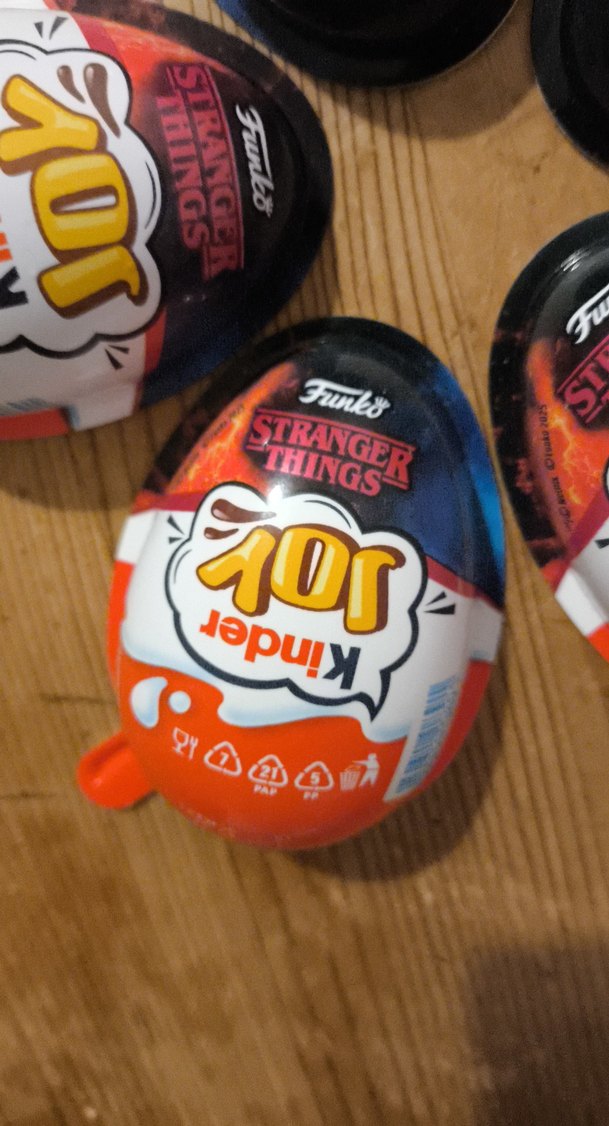 Stranger Things Kinder Joy - Görsel 5