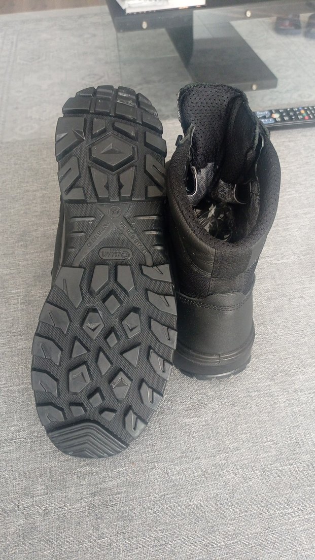 Siyah Erkek Bot 44 numara - Görsel 2