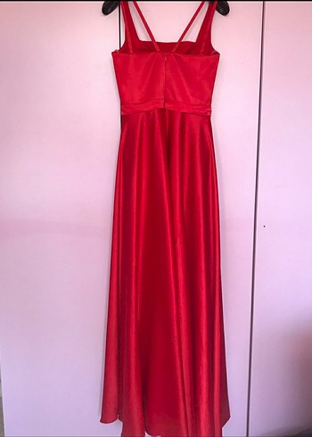 Parlak Kırmızı Uzun Drapeli Abiye - Görsel 4