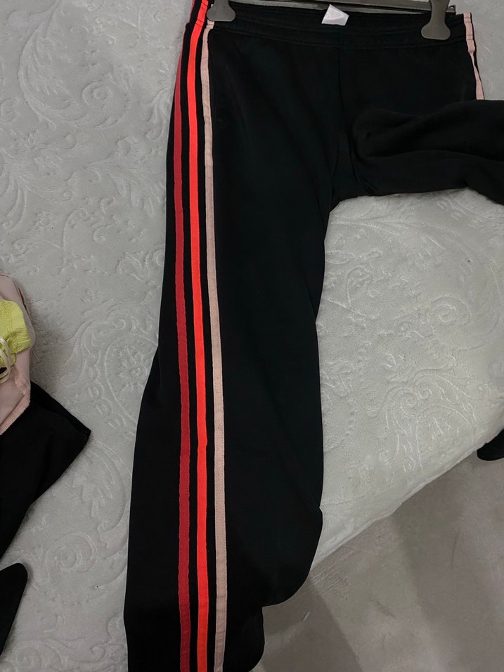 Orjinal Adidas Spor Eşofman Altı üst ceketi de mevcut sayfamda - Görsel 4