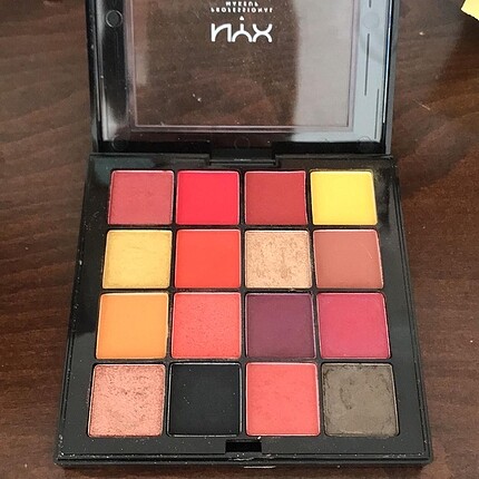 Nyx far paleti