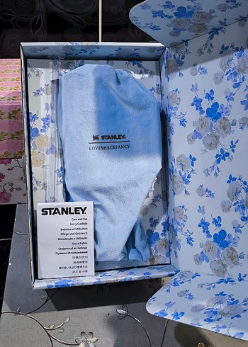 Stanley Mavi Çiçekli Termosu - Görsel 6