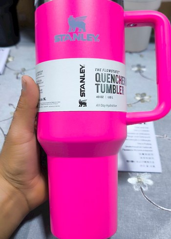 Renkli Pembe Stanley Quencher Termos Bardak - Görsel 3