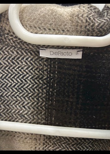 Düğmeli Ekose Desenli Kadın Yün Gömlek - Görsel 3