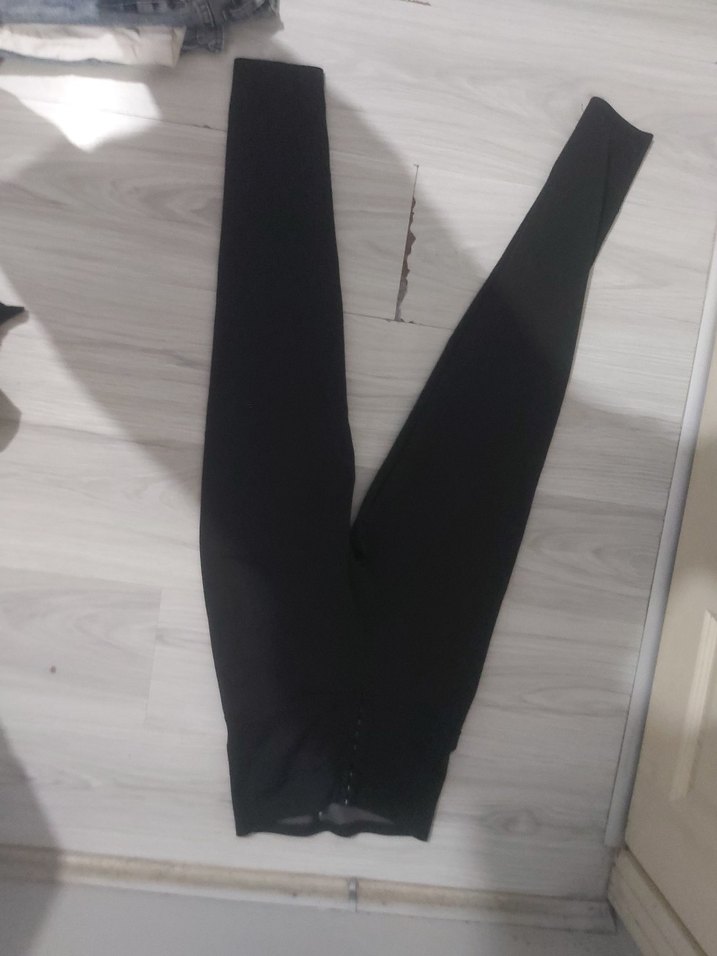 Siyah Elastik Midi Kadın Tayt - Görsel 3