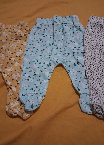 Çocuklar için Fırfırlı Bağlama Desenli Pantolon - Görsel 3