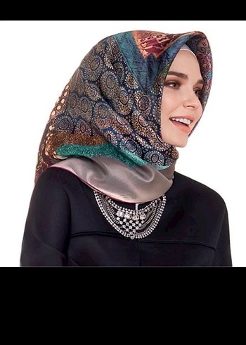 Armine eşarp - Görsel 2