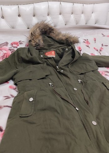 Kürk Detaylı Sıcak Kışlık Kadın Mont - Görsel 4