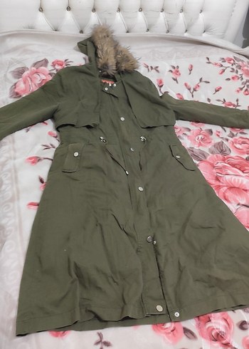 Kürk Detaylı Sıcak Kışlık Kadın Mont - Görsel 3