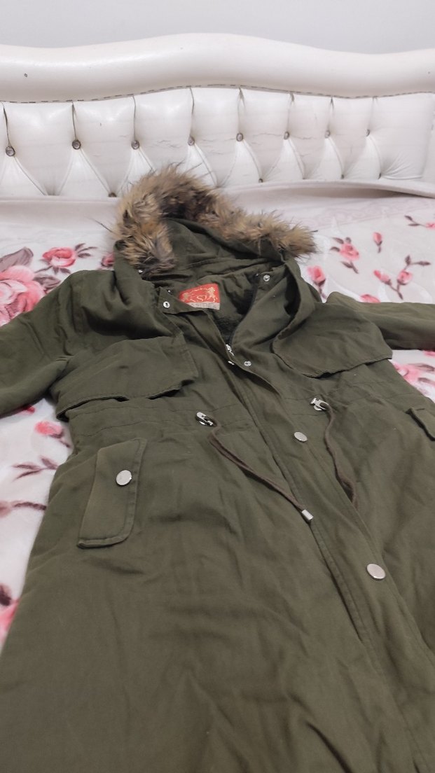 Kürk Detaylı Sıcak Kışlık Kadın Mont - Görsel 4