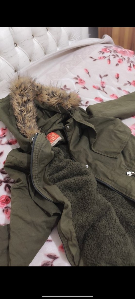 Kadın Uzun Kamuflaj Desenli Kürklü Mont - Görsel 2