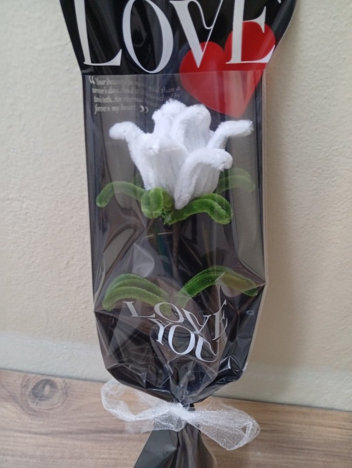 Tek beyaz gul - Görsel 2