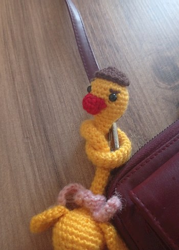 Amigrumi ördek çanta süsü - Görsel 3