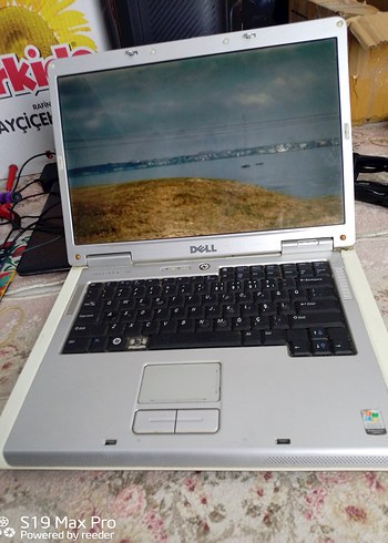 Ekranlı DVD player fiyatına büyük ekranlı DELL laptop - Görsel 5