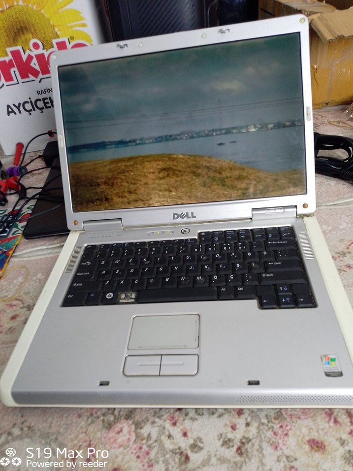 Ekranlı DVD player fiyatına büyük ekranlı DELL laptop - Görsel 5