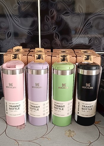 Stanley Termos Şişesi Pastel Renklerde - Görsel 3