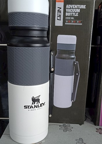 Stanley Termos Şişesi 1.LT Gri ve Pembe - Görsel 4