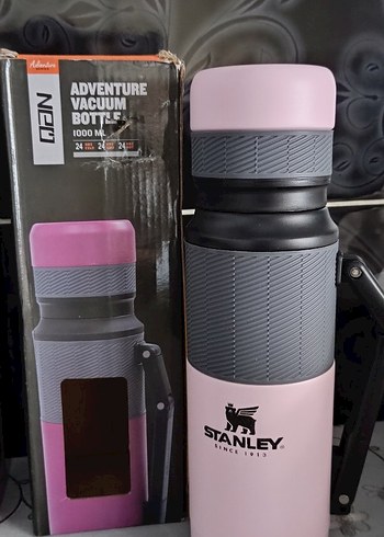 Stanley Termos Şişesi 1.LT Gri ve Pembe - Görsel 3