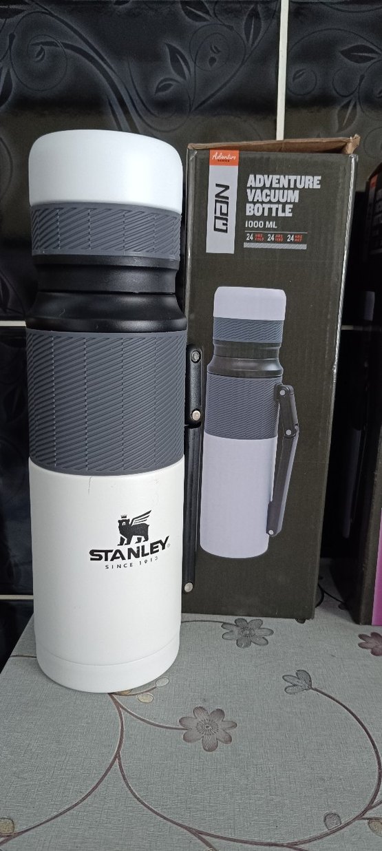 Stanley Termos Şişesi 1.LT Gri ve Pembe - Görsel 4