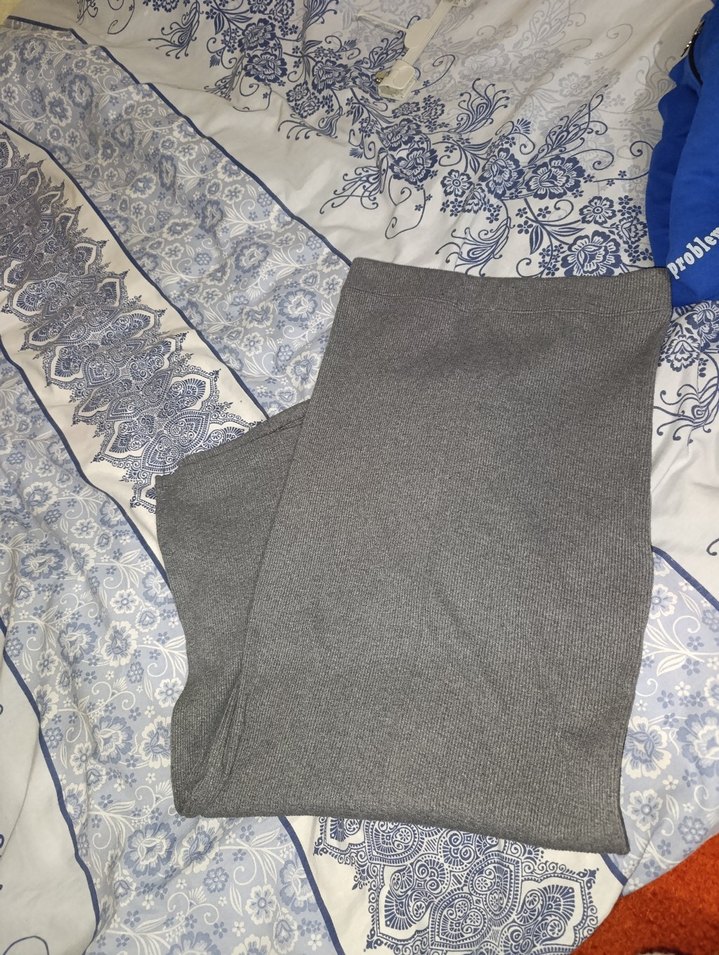 Gri Hamile Pantolonu, Uzun, Yırtmaçlı - Görsel 3