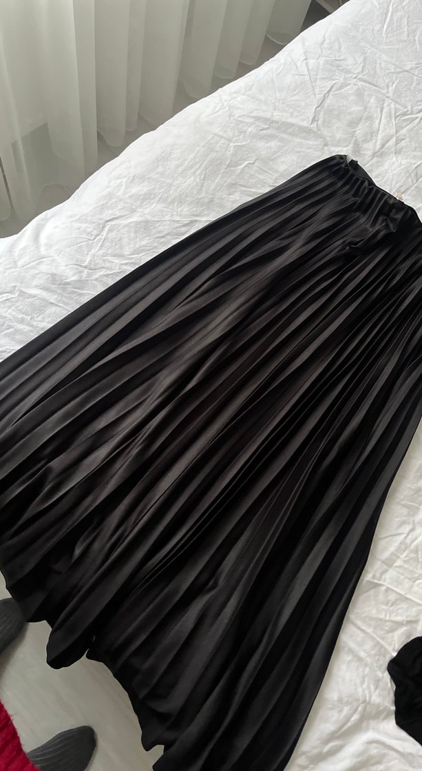 Kadın Siyah Pilili Uzun Etek - Görsel 2