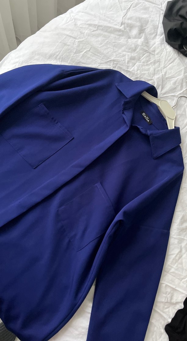 Düğmeli Mavi Saten Kadın Gömlek - Görsel 2