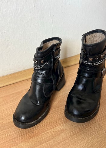 Kadın Siyah Bot - Görsel 2