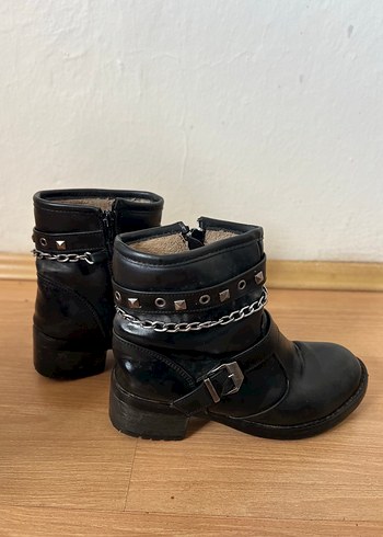 Kadın Siyah Bot - Görsel 3