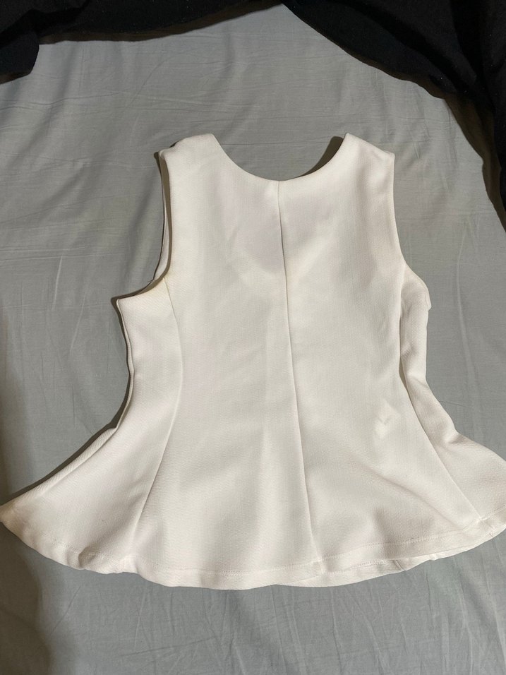 V Yaka Beyaz Kadın Bluz - Görsel 2